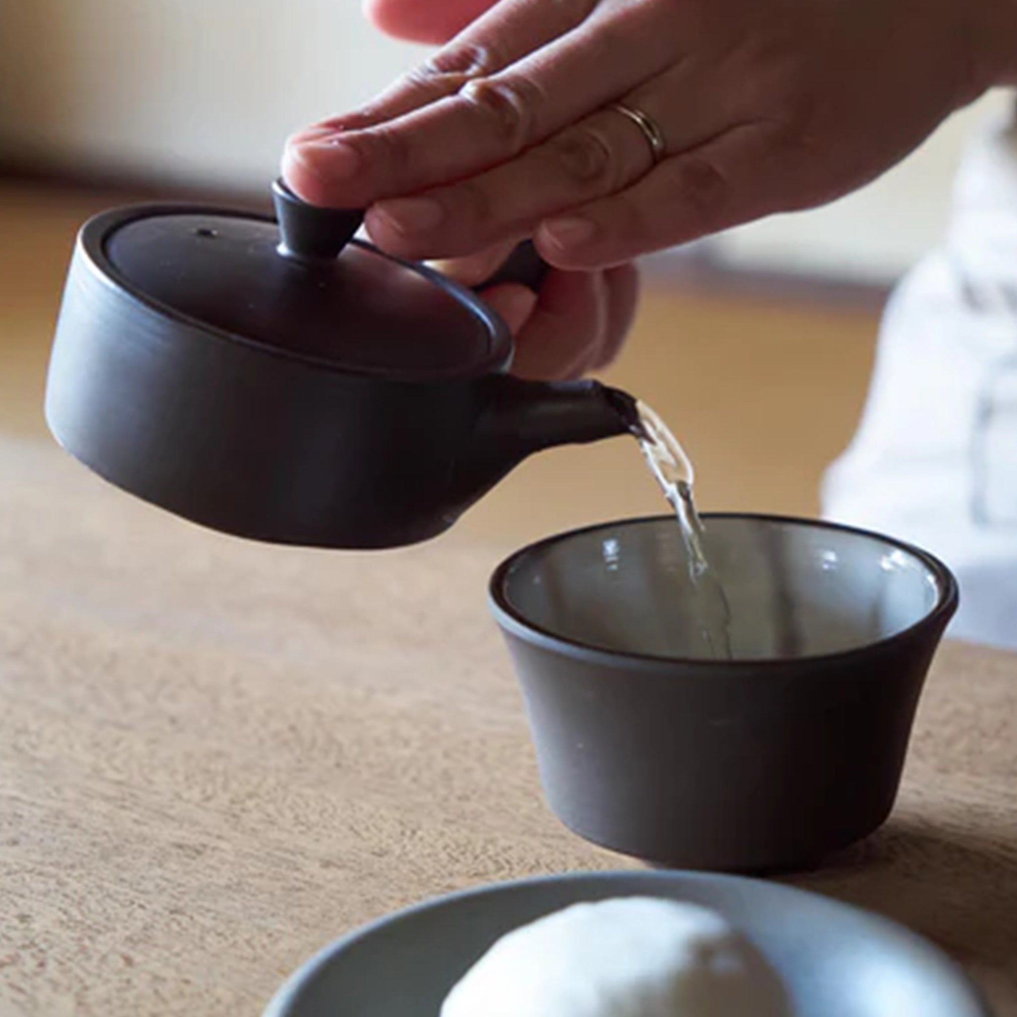 かもしか道具店 茶時間 萬古焼 急須 直 / 100ml・150ml
