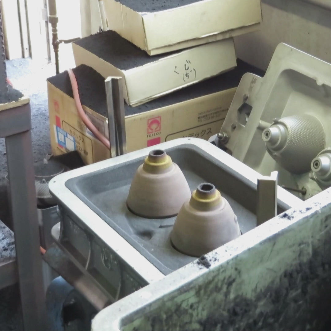 ロジアソシエイツ 南部鉄器 急須 アラレ 0.6L